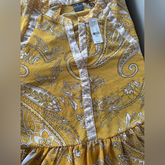 Solo Jeans - New York & Co. Yellow Paisley Blouse / Size Large NWT - Picture 5 of 13